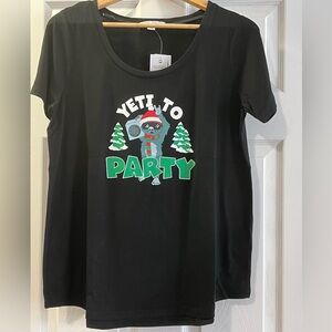 3/$30 Warehouse One | Black  "Yeti To Party" Graphic Holiday T-shirt | Size L